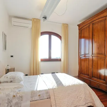 Contemporary In Castellaccio With Private Pool