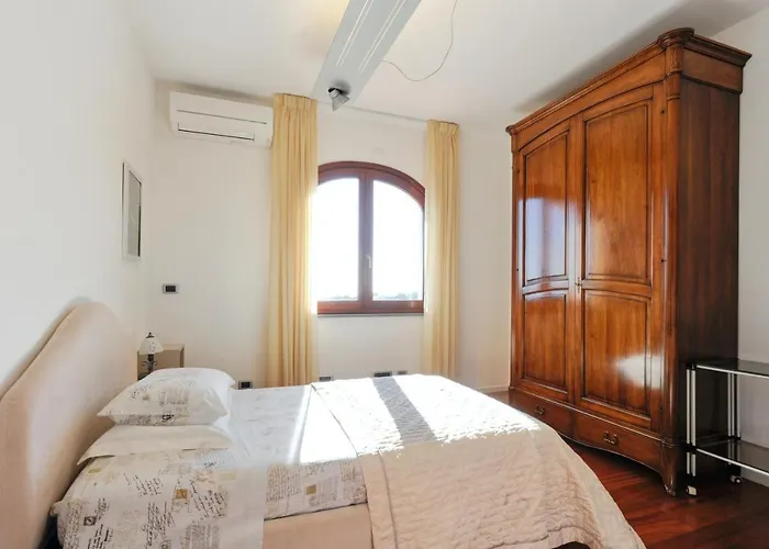 Contemporary In Castellaccio With Private Pool