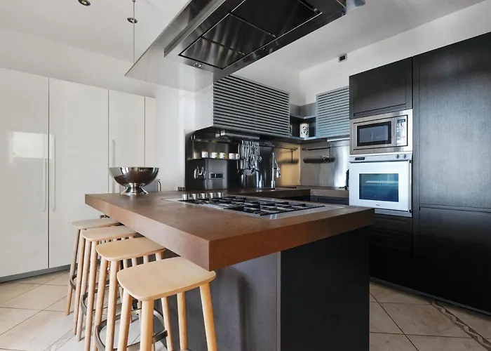 Contemporary In Castellaccio With Private Pool *