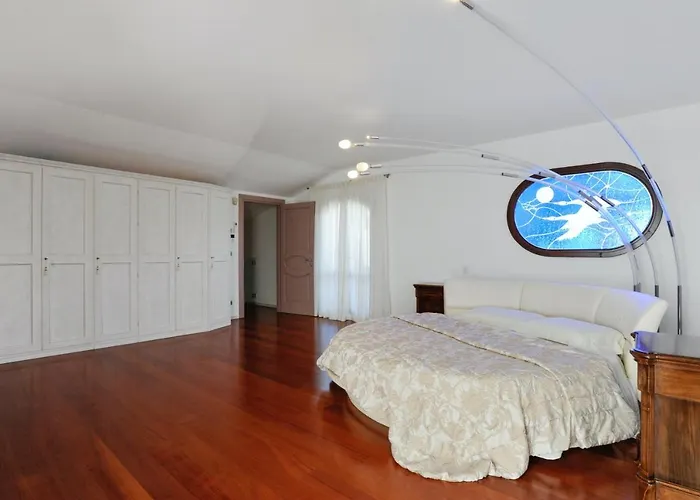 Contemporary In Castellaccio With Private Pool
