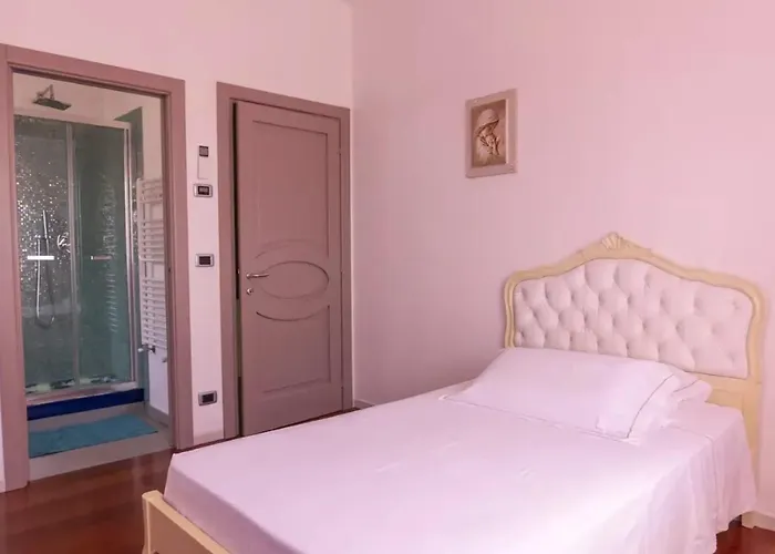 Contemporary In Castellaccio With Private Pool Вилла *
